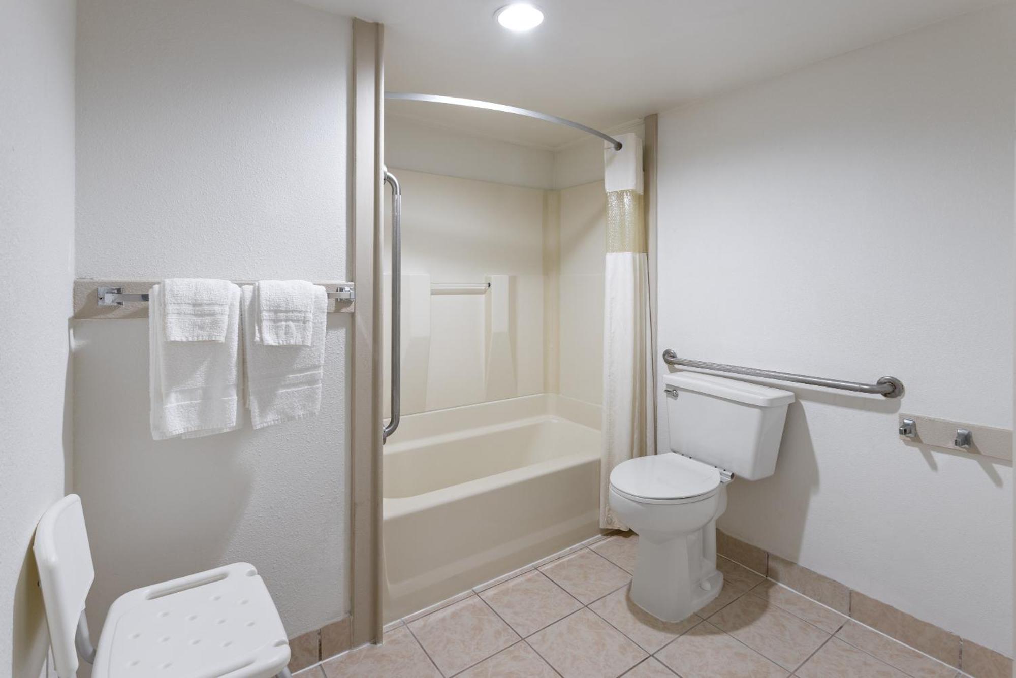 Inn At Atlantic City Hotel & Banquet Galloway Εξωτερικό φωτογραφία