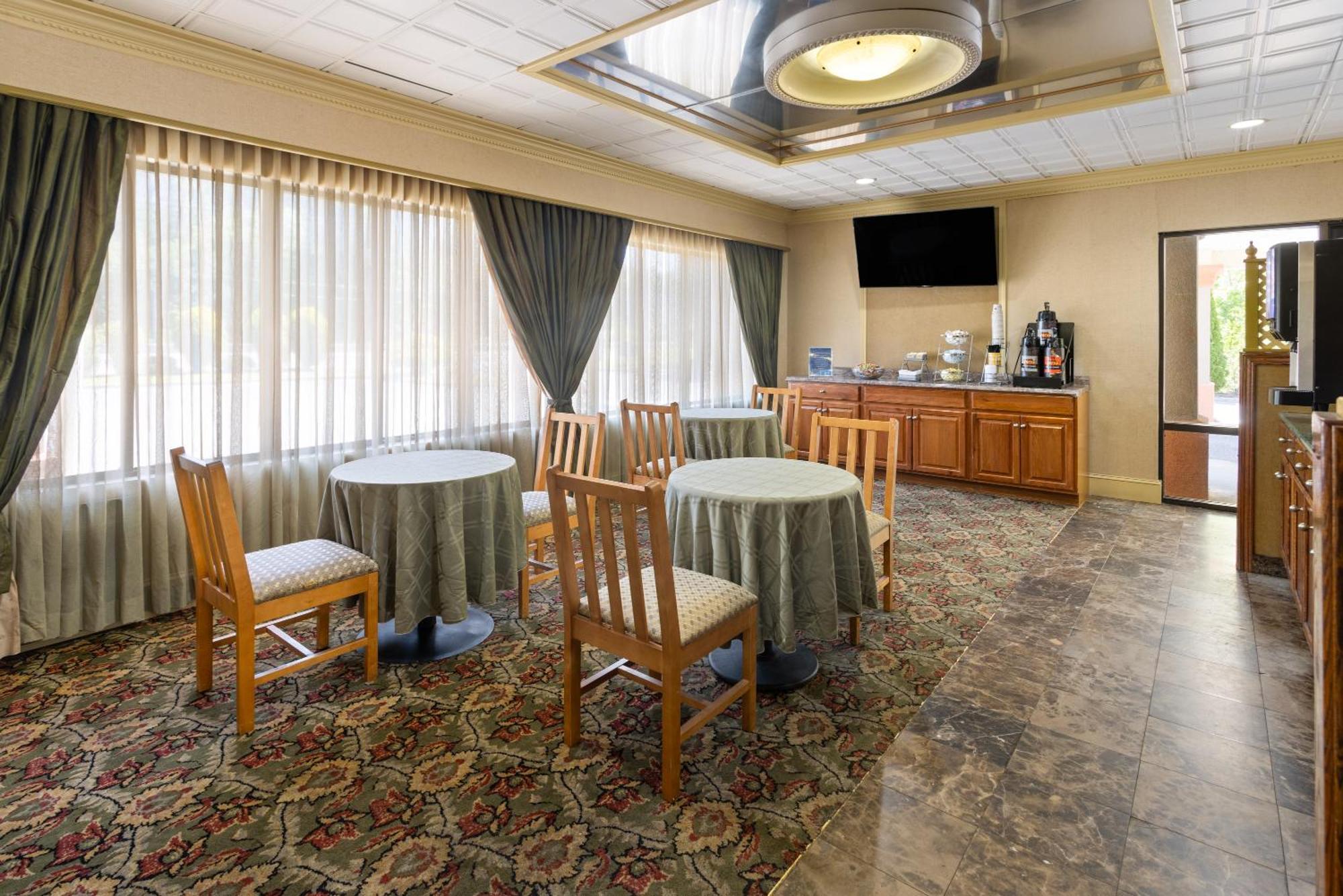 Inn At Atlantic City Hotel & Banquet Galloway Εξωτερικό φωτογραφία